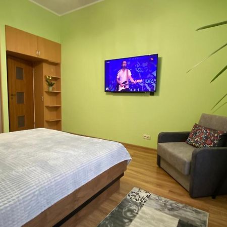 Lublinbnb - Exclusive Family Apartment ------ In The Heart Of Lublin -------------------------------- Bedroom & Living Room & Kitchen Eksteriør bilde