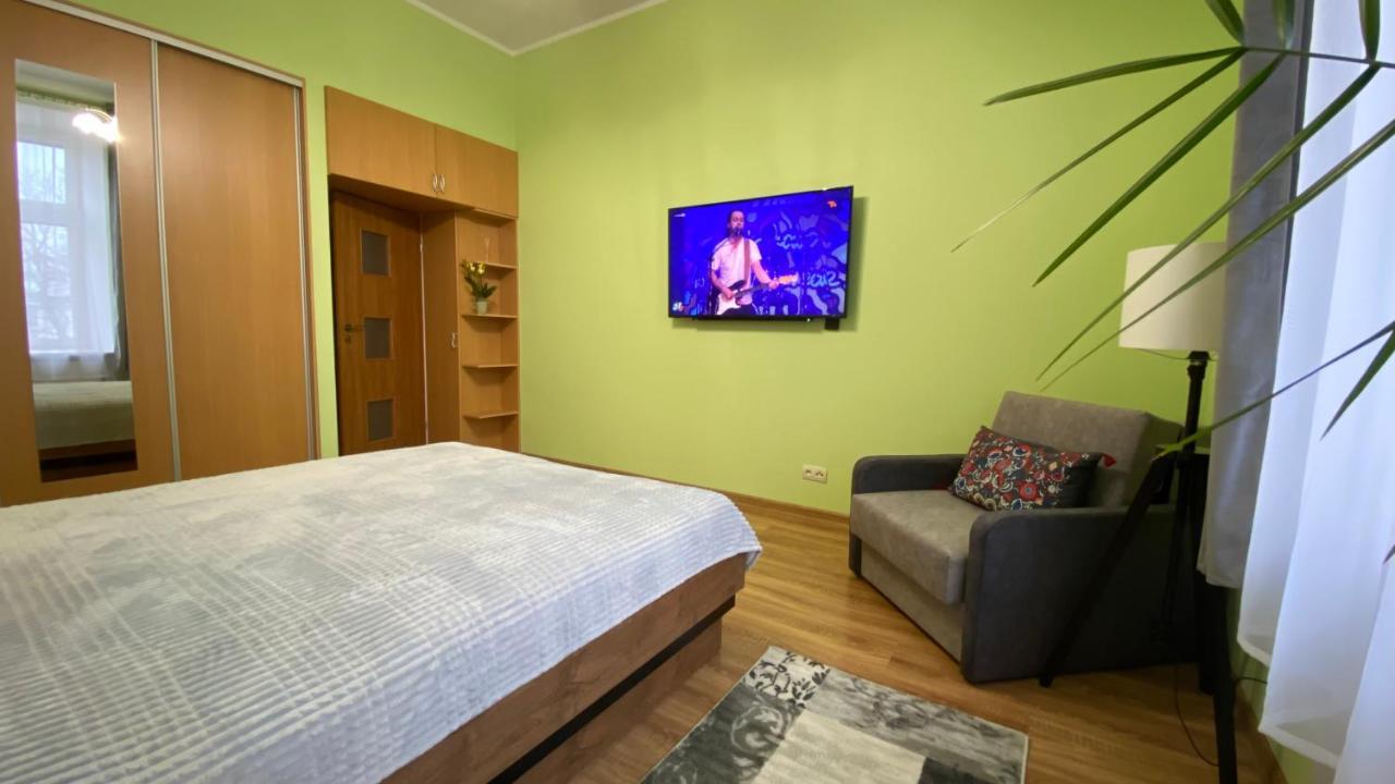 Lublinbnb - Exclusive Family Apartment ------ In The Heart Of Lublin -------------------------------- Bedroom & Living Room & Kitchen Eksteriør bilde