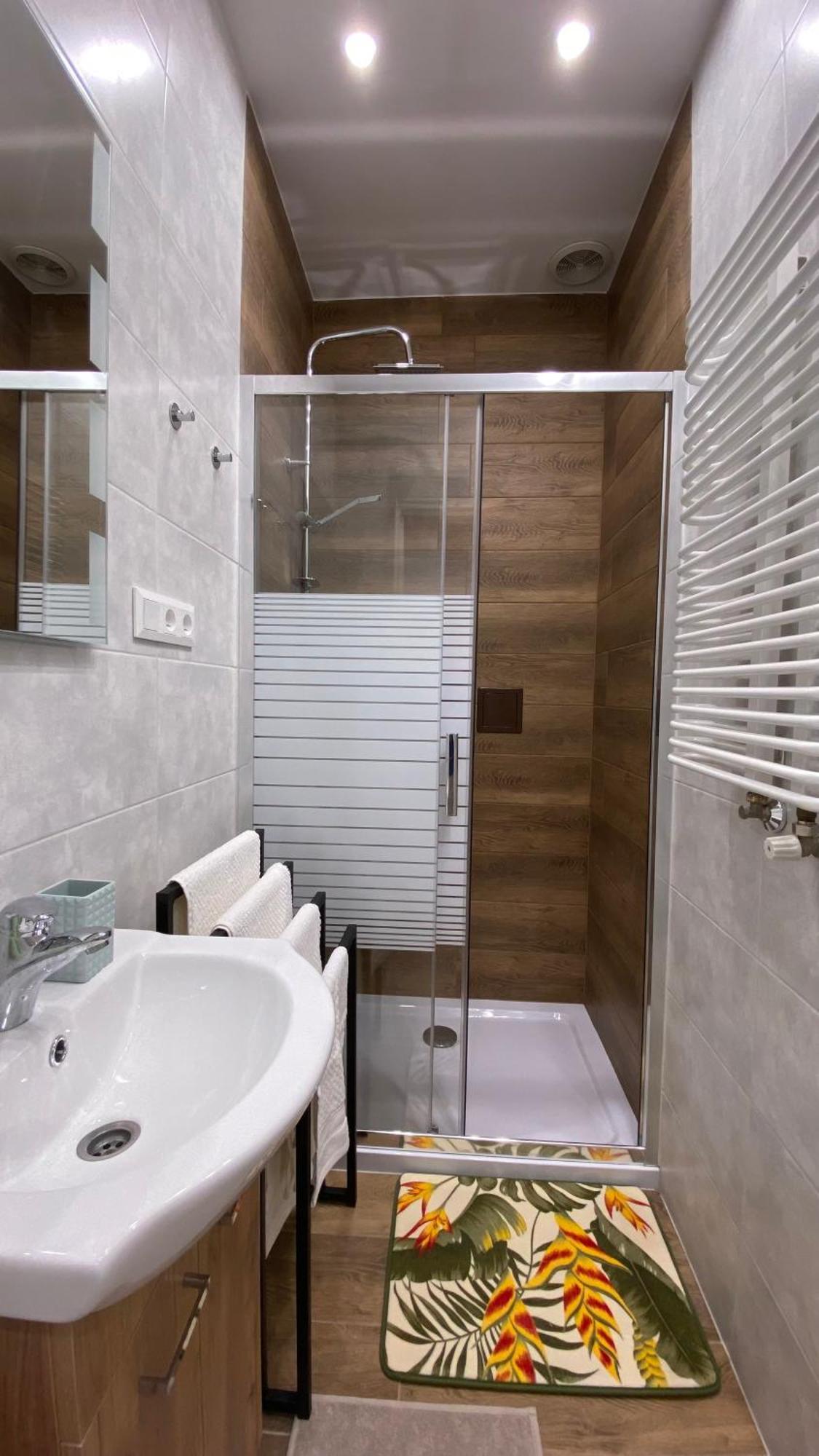 Lublinbnb - Exclusive Family Apartment ------ In The Heart Of Lublin -------------------------------- Bedroom & Living Room & Kitchen Eksteriør bilde